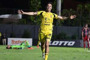 Hugo Sandoval, el ‘9’ que incorpora Olimpia para el 2026 - Olimpia - ABC Color