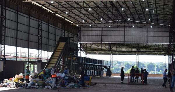 Diario HOY | Paraguay está a punto de tener su primera planta de segregación de residuos en Cateura