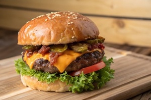 Hamburguesas, lomitos y empanadas: lo que más pide la gente por delivery