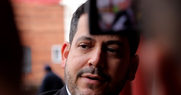 Los diputados de Honor Colorado redoblan la apuesta y promueven a Latorre como vice de Alliana