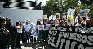 La Nación / Protestan en Venezuela por situación de desaparición forzada de 200 presos políticos