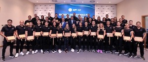 La APF distinguió a árbitras y árbitros con insignias FIFA para la temporada 2026 - ADN Digital