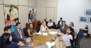 Diario HOY | Fiscalía se constituye en sede de Copaco ante denuncia por millonario desvío de fondos