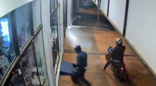 Nuevo golpe de banda dedicada robar fármacos para adelgazar en CDE - Noticiero Paraguay