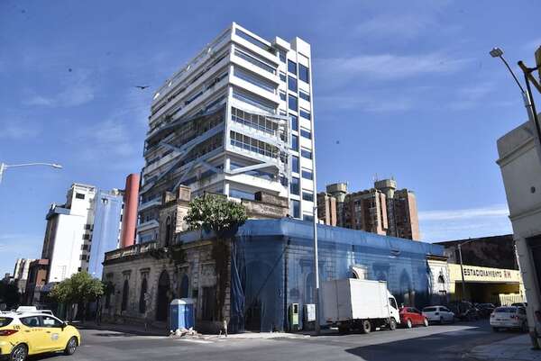 Casa Zanotti: se cumplen 13 años de desidia municipal en el centro histórico de Asunción - Nacionales - ABC Color
