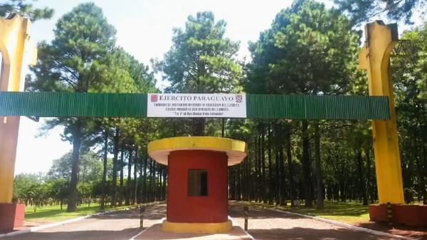 Aspirante del Colegio Militar sufre paro cardiaco durante pruebas físicas y queda en estado delicado - Noticiero Paraguay