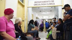 Adendas entre firmas traban la entrega de fármaco oncológico