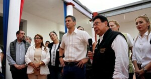 El jefe de la ANNP cruzó a Centurión por el Puente de la Integración mientras el colapso vial paraliza a Franco