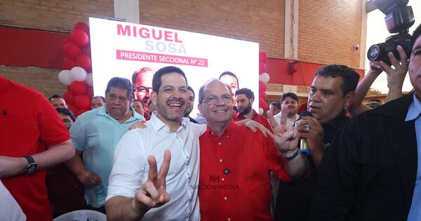 La Nación / Arévalo elogia compromiso de Camilo Pérez y su apuesta por transformar Asunción