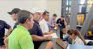 La Nación / Caja Fiscal: docentes endurecen su postura y bloquean cambios