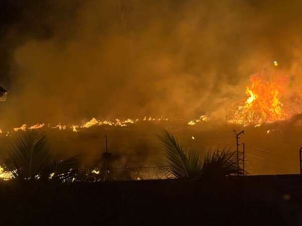 Video: incendio de gran magnitud en el Parque Ecológico de Fernando de la Mora - Policiales - ABC Color