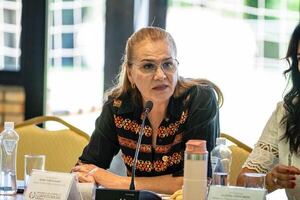 El “país de las maravillas” de Salud Pública choca con la realidad en hospitales - Nacionales - ABC Color