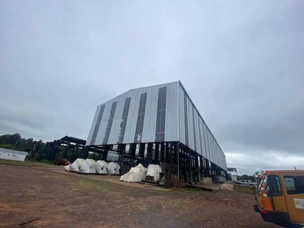 Petropar: lluvia de reparos en la millonaria licitación para “terminar” planta de Troche - Economía - ABC Color