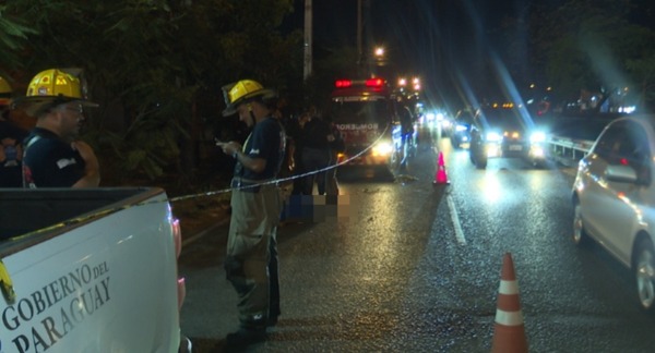 Accidente sobre la avenida Madame Lynch deja un motociclista fallecido - trece