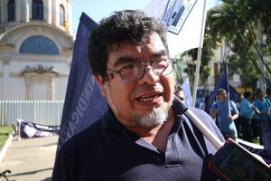 Gremios docentes presentan contrapropuesta a la reforma de la Caja Fiscal