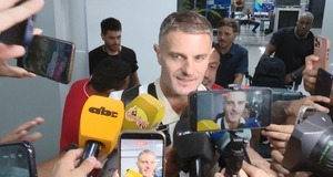 Llegó Pablo Vegetti para reforzar Cerro: “Es un club grande de América” | Unicanal