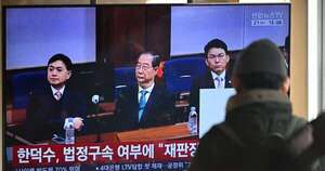 La Nación / Condenan al ex primer ministro surcoreano a 23 años de cárcel por ley marcial