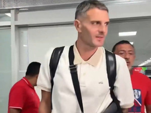 Pablo Vegetti llegó al país y se suma al desafío de Cerro Porteño en el 2026