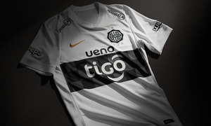 Heredar la gloria: Olimpia presenta una camiseta marcada por el legado de ODD - OviedoPress