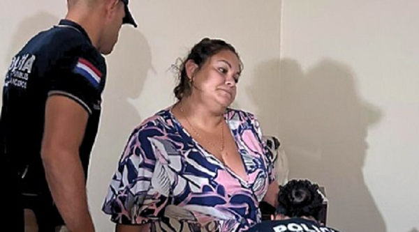 Detienen a abogada por amenazas a periodista en caso “mafia de los pagarés” - Noticiero Paraguay