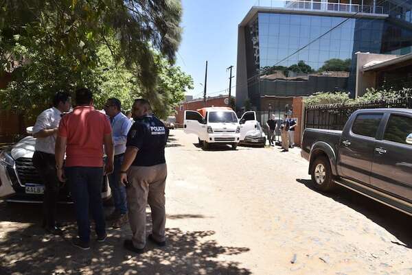 Asalto fallido: víctima no llegó a cobrar el dinero y la mochila solo contenía documentos - Policiales - ABC Color