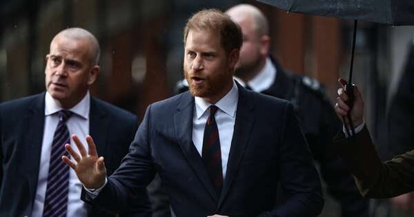 La Nación / El príncipe Enrique encara juicio contra tabloides por “obtención ilícita de información”