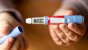 Prohíben venta de “plumas adelgazantes” paraguayas en Brasil   - La Tribuna