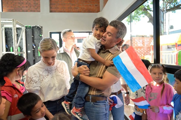 Peña inaugura nuevo Espacio de Cuidado Mitã Róga del Programa Abrazo en San Lorenzo - El Trueno