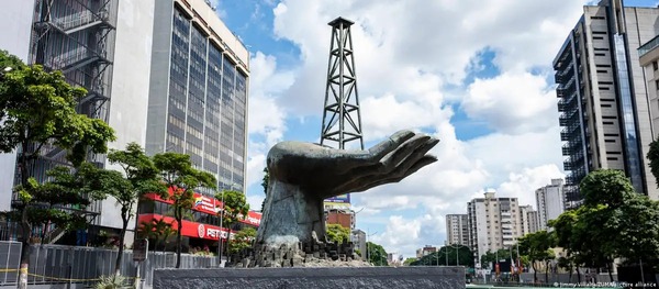 Venezuela recibe USD300 millones por venta de crudo a EE.UU. - ADN Digital