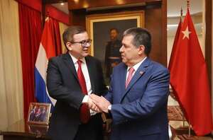 “Los gobiernos liberales jamás utilizaron el presupuesto público para secuestrar, torturar y desaparecer ciudadanos”, afirma Academia Liberal de Historia  - Política - ABC Color