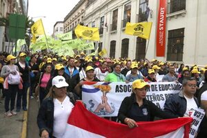 Docentes replantean la reforma de la Caja Fiscal y exigen mayor aporte estatal