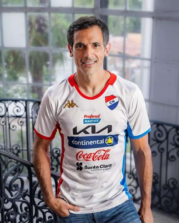 Roque Santa Cruz asegura que el objetivo de Nacional es ser campeón - Nacional - ABC Color