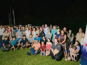 Carlos Pereira recorre los barrios escuchando los desafíos que plantean los vecinos para los próximos 5 años de Encarnación.