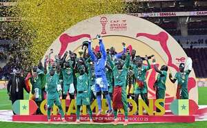 Senegal premia con 115.000 euros y parcelas a los jugadores que ganaron la Copa de África - Fútbol Internacional - ABC Color