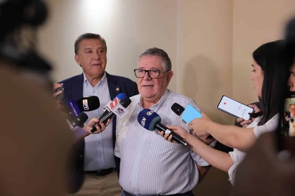 Reforma Caja Fiscal: UGP propone unificar edad jubilatoria