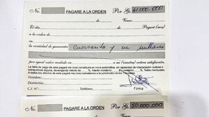 Hallan 74 pagarés firmados y sin fecha en estudio de abogada Ortiz