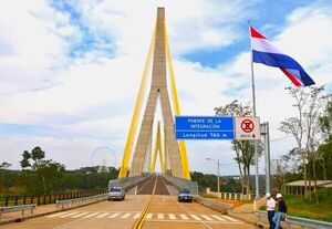 Desde el 29 de enero circularán buses de turismo por el puente de la Integración