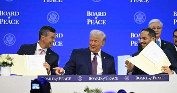 La Nación / Santiago Peña firma el acta fundacional de la “Junta de la Paz” de Gaza