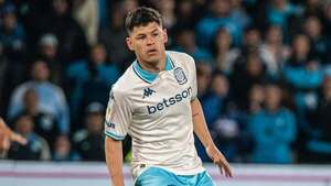 Richard Sánchez en el país y un cachorro en Villa Olimpia