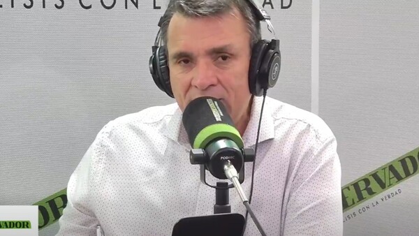 Periodista relata cómo fue hostigado tras investigar la “Mafia de los Pagarés”