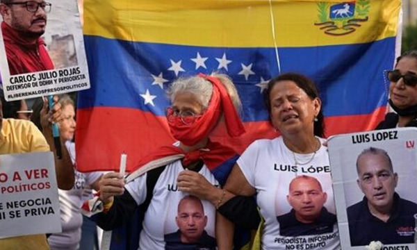 Las excarcelaciones en Venezuela avanzan con lentitud y la censura a la prensa persiste - OviedoPress