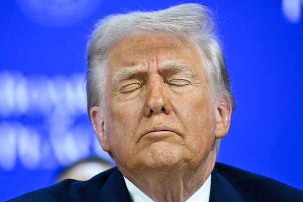 Solo el 37 % de los estadounidenses aprueban la gestión de Trump, según una encuesta - Mundo - ABC Color