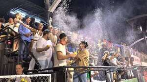 Con comparsa invitada y Rumberos, preparan segunda noche del Carnaval Encarnaceno - Viajes - ABC Color