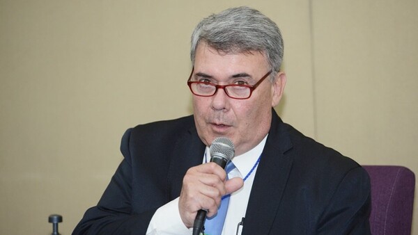 Defensor del Pueblo repele apología del titular de Aneaes sobre "siniestro régimen" de Stroessner