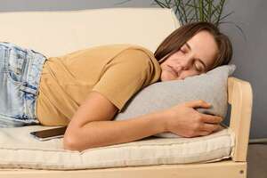 Confirmado: tomar una siesta ayuda al cerebro a recuperarse y funcionar mejor - Ciencia - ABC Color