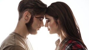 “Mi primer amor volvió, pero está dejando la adicción, no sé si confiar”