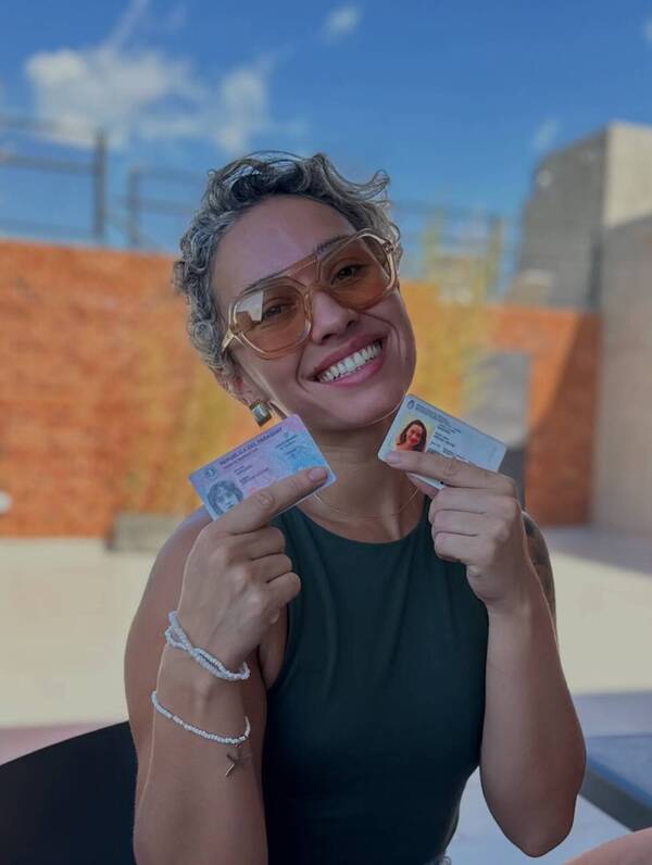 Adri he'i que ya es toda una paraguayita