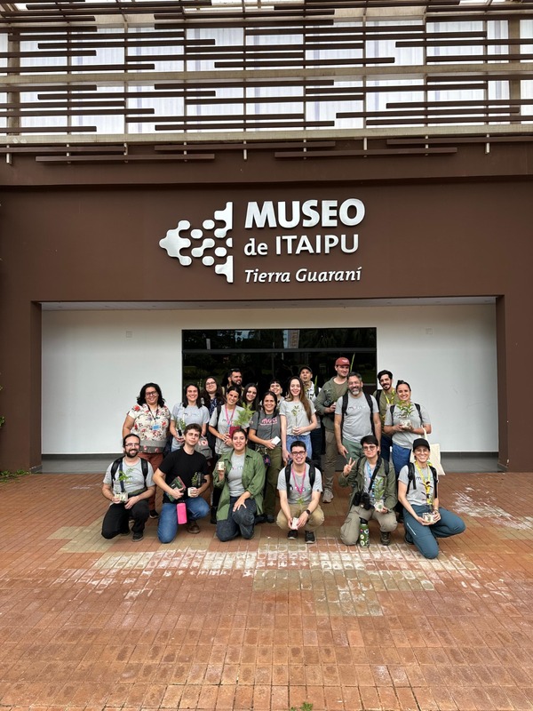 Integrantes del MuCi visitaron Centro Ambiental de Itaipú - ADN Digital