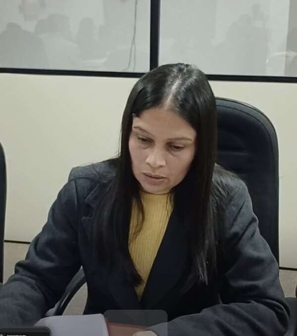 Concejal denuncia acefalía en la Junta Municipal y pide renuncia del intendente de Santa Rosa - Política - ABC Color