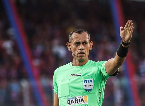 Los árbitros para la primera fecha del Apertura 2026, que tendrá dos “platos fuertes” de entrada  - Fútbol - ABC Color